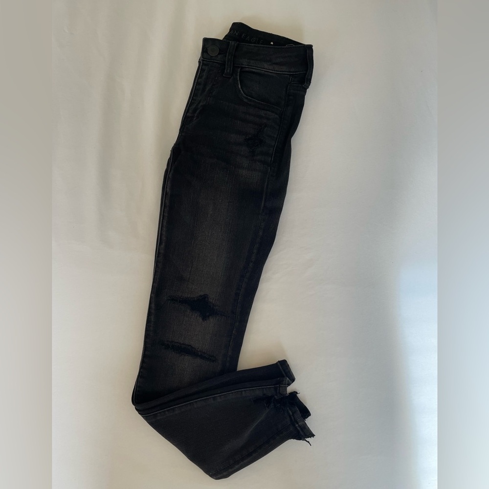 American Eagle black ripped jeans